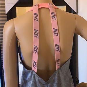 🤽‍♀️Nike tank